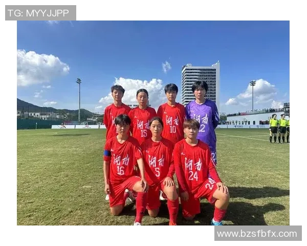 重庆足球队实力崛起荣登足球状态排行榜第七名